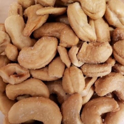 Roasted Salted Cashews - per lb Roasted Salted Cashews - per lb