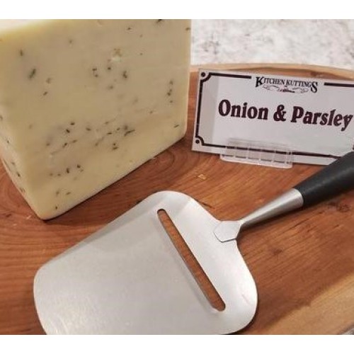 Fresh Cut Onion and Parsley Cheese - per lb Fresh Cut Onion and Parsley Cheese - per lb